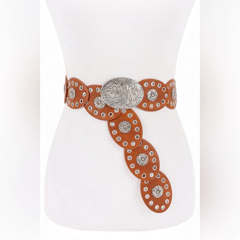 Black Engraved Round Circle Concho Western Statement Belt